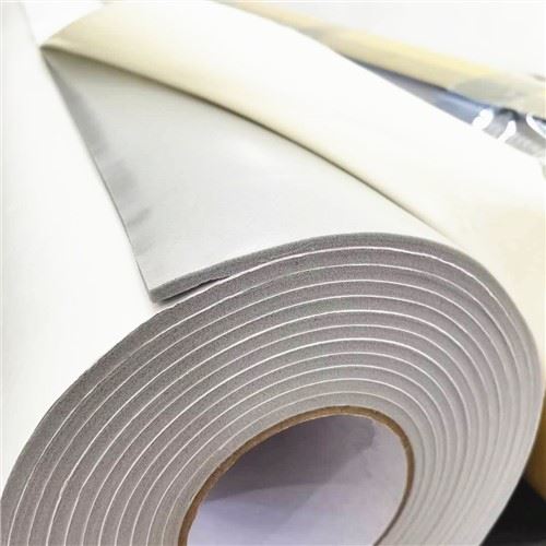 Roll tal-Fowm tal-PVC taċ-Ċellula Magħluqa